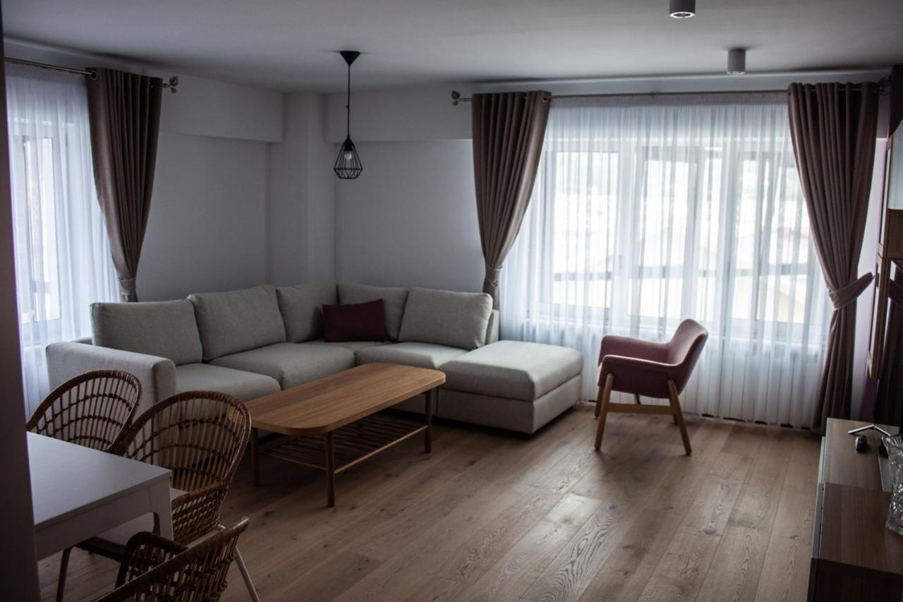 Eurocomfort Apartments Piatra Neamt Ngoại thất bức ảnh