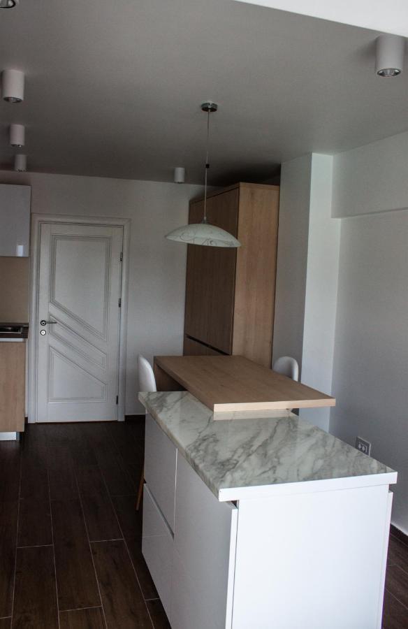Eurocomfort Apartments Piatra Neamt Ngoại thất bức ảnh
