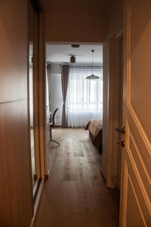 Eurocomfort Apartments Piatra Neamt Ngoại thất bức ảnh