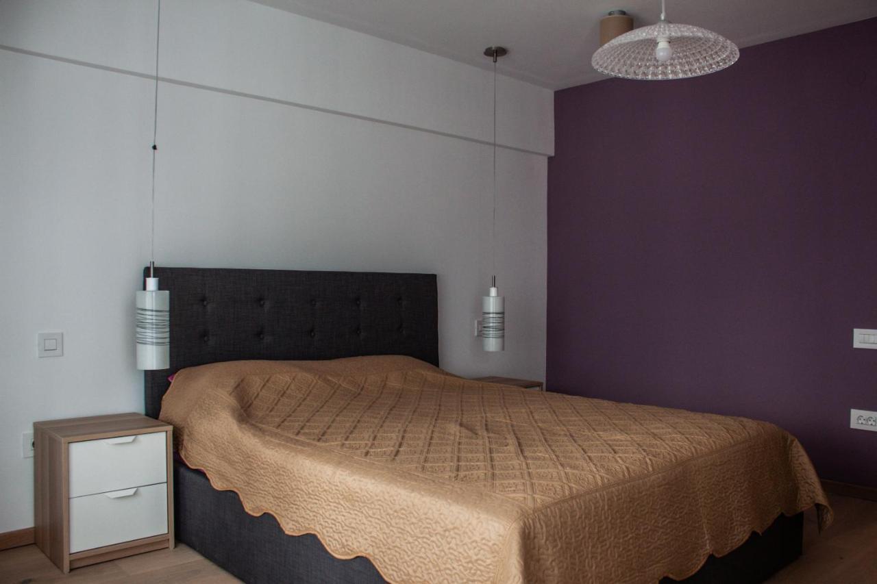 Eurocomfort Apartments Piatra Neamt Ngoại thất bức ảnh