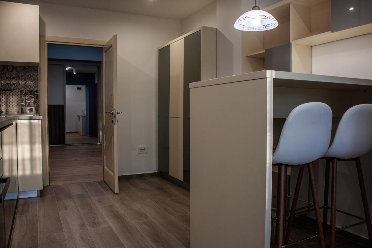 Eurocomfort Apartments Piatra Neamt Ngoại thất bức ảnh