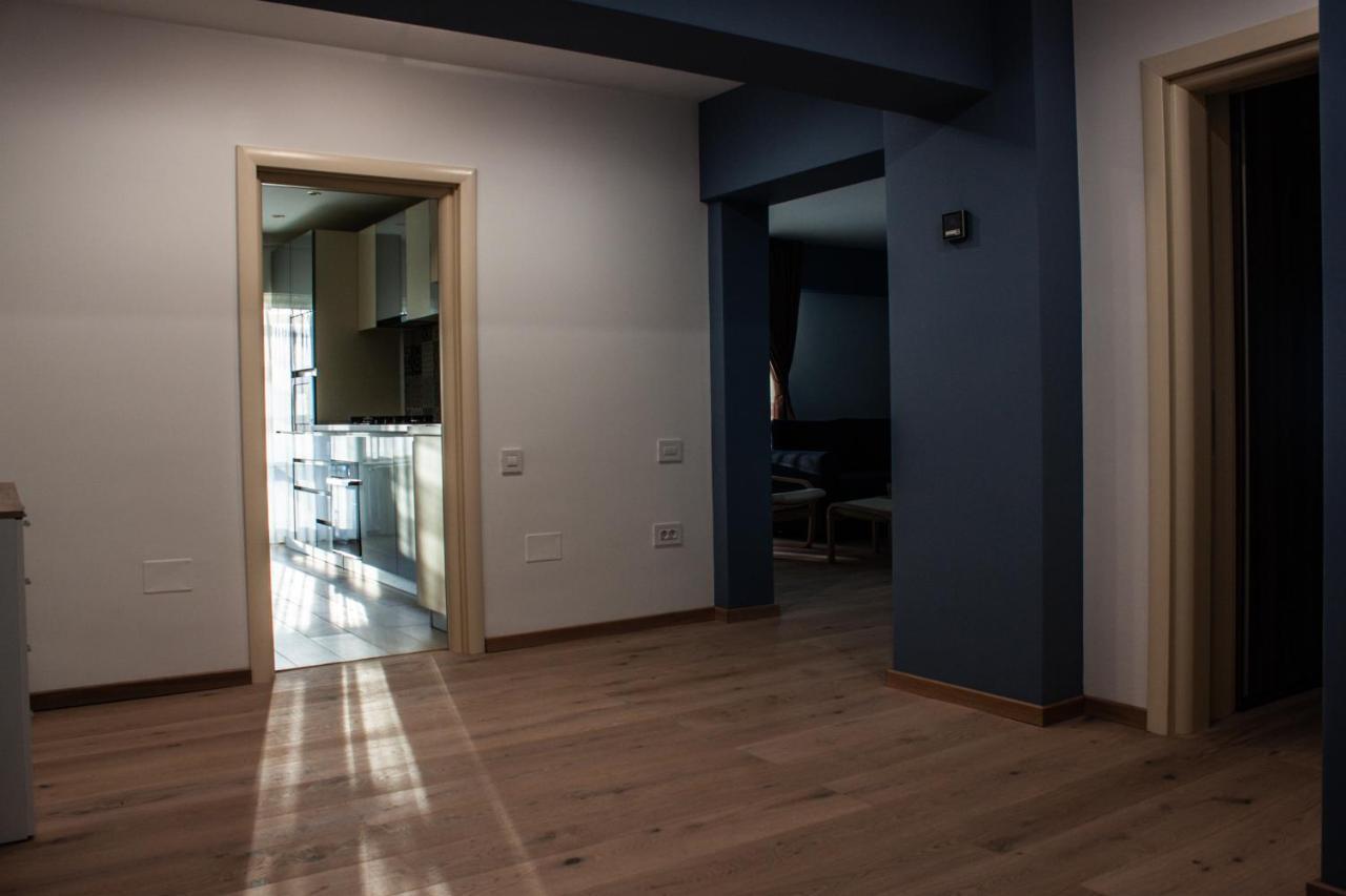 Eurocomfort Apartments Piatra Neamt Ngoại thất bức ảnh