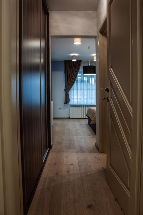 Eurocomfort Apartments Piatra Neamt Ngoại thất bức ảnh