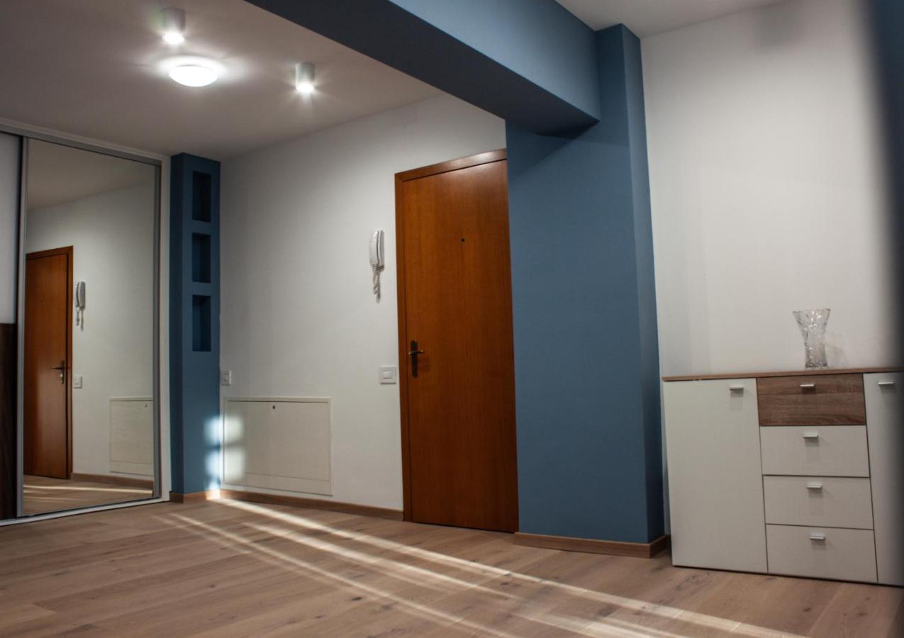 Eurocomfort Apartments Piatra Neamt Ngoại thất bức ảnh